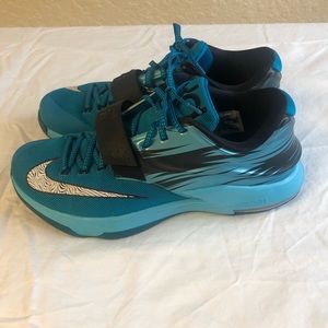KD Nike Zoom size 10